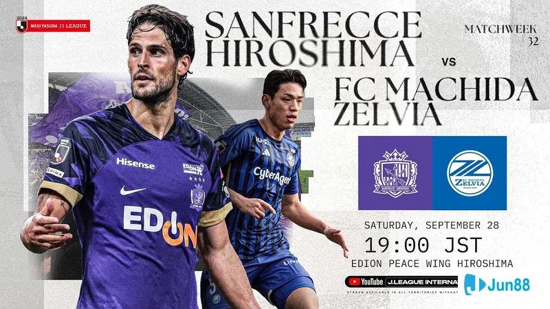 Cầu thủ của Sanfrecce Hiroshima đang tạo ra khoảnh khắc nguy hiểm trước khung thành của…